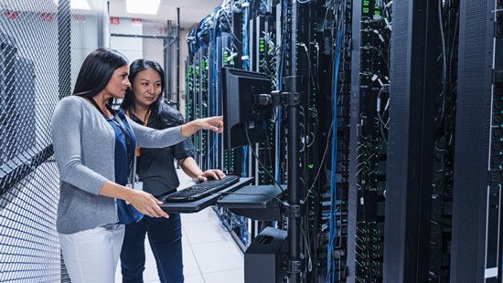 2018 Corporate Sustainability Report SAP data center customer image